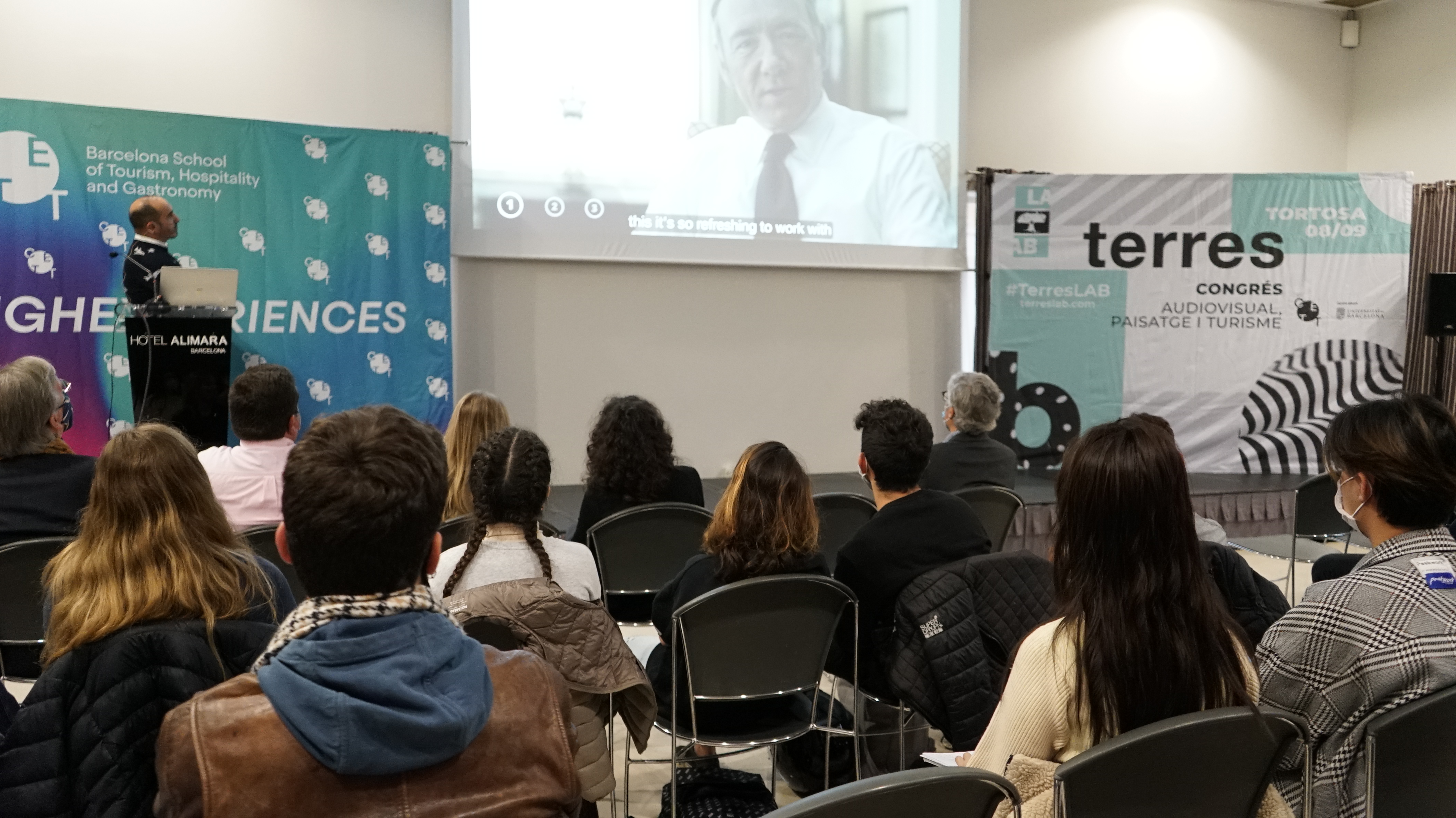 Photography from: El Terres CETT muestra campañas de turismo audiovisual de toda la península | CETT